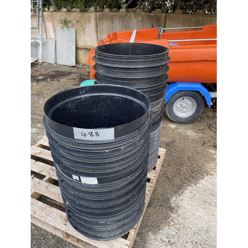 488 - 7 no 450mm rising manhole sections

** Please note this is a trade sale, therefore FULL Vat is appli... 