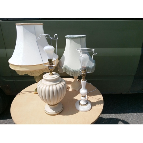 291 - A Box of Mixed Lamps and Shades