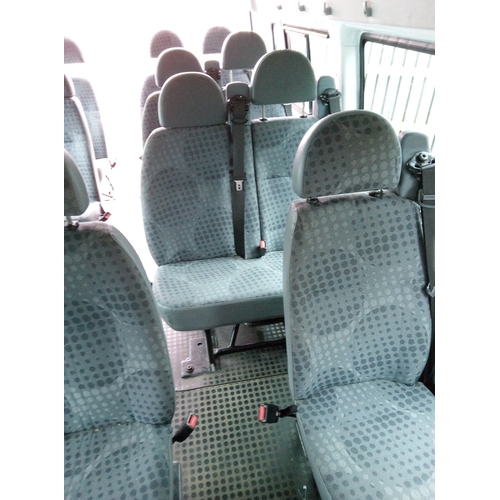 220 - Ford Transit Minibus 2008. MOT to July 2024. 142000 Miles.

** Please note this is a trade sale, the... 