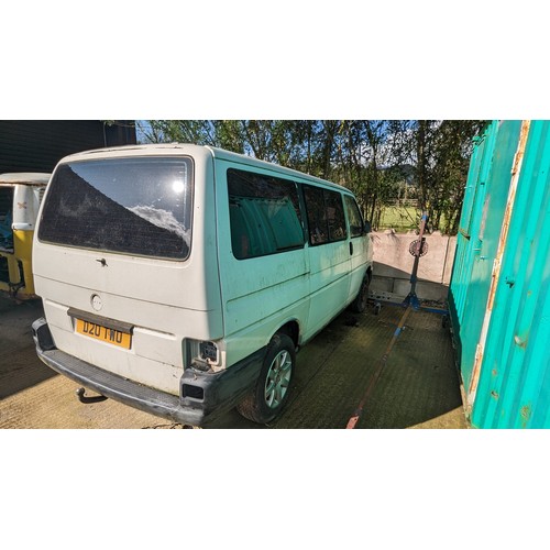 211 - VW T4 Van For Full restoration - Desirable Numberplate D20 TWO