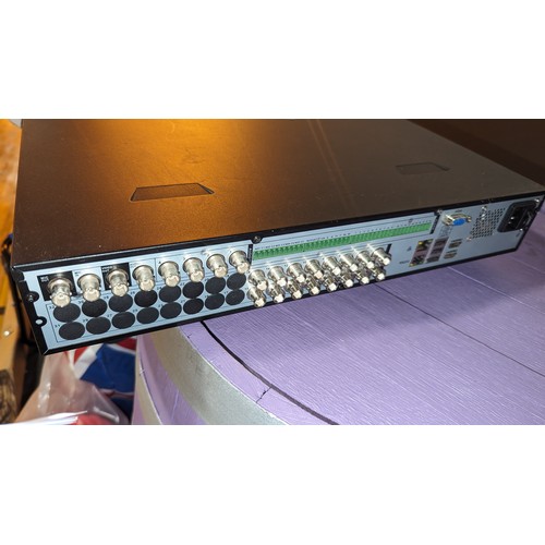 631 - CCTV recorder/ controller Alhua 16 channel 

** Please note this is a trade sale, therefore FULL Vat... 