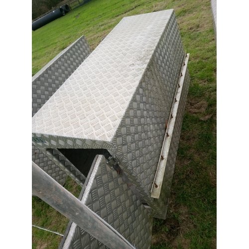 171 - Aluminium Van Storage Locker W1750mm x D550mm x H950mm ( THIS IS FOR 1 LOCKER ONLY)will fit a 3.5 To... 