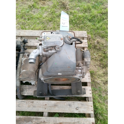 191 - 2x Lister Peta Diesel Engine AD1 - running before being removed