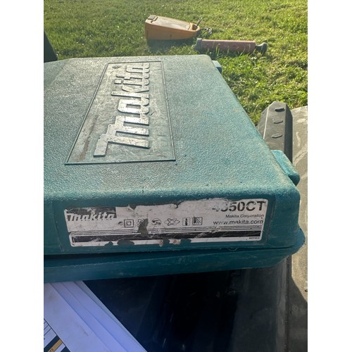 843 - 4350CT Makita 100V Electric Jigsaw 

** Please note this is a trade sale, therefore FULL Vat is appl... 