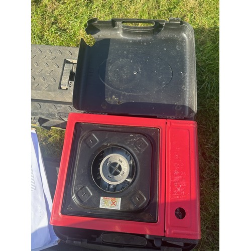 844 - A Portable Gas Stove 

** Please note this is a trade sale, therefore FULL Vat is applied on Sale Pr... 