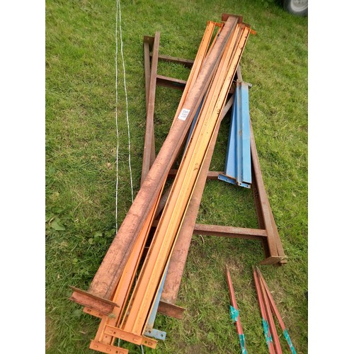 310 - A Quantity of Metal Racking 

** Please note this is a trade sale, therefore FULL Vat is applied on ... 