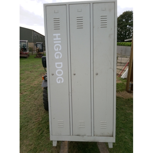 301 - A Metal 3 Door Metal Locker/ Storage Cabinet