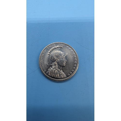 635 - A 1995 1 ECU Coin