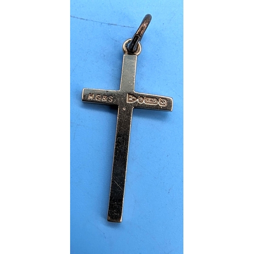 599 - A 9ct Gold Pendant Cross 1.5 Grams