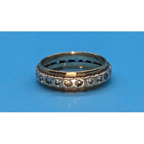 580 - A 9ct Gold Eternity Ring 3gms, size M.