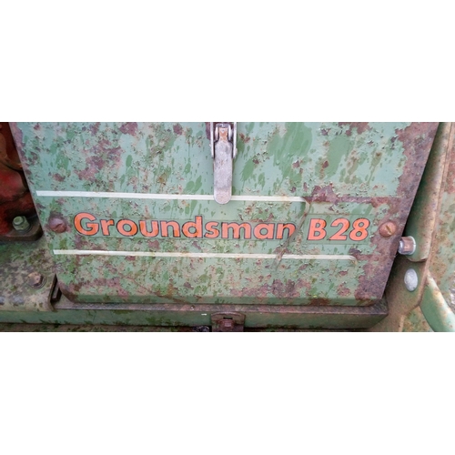 66 - Atco Grounds Man B28 Mower with 75cm Cutting Blades
