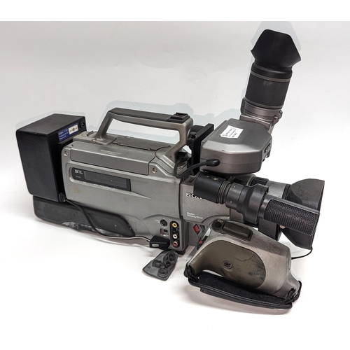 希少な動作品】 SONY DCR-VX9000 #3910069 Sony 3CCD Digital footage