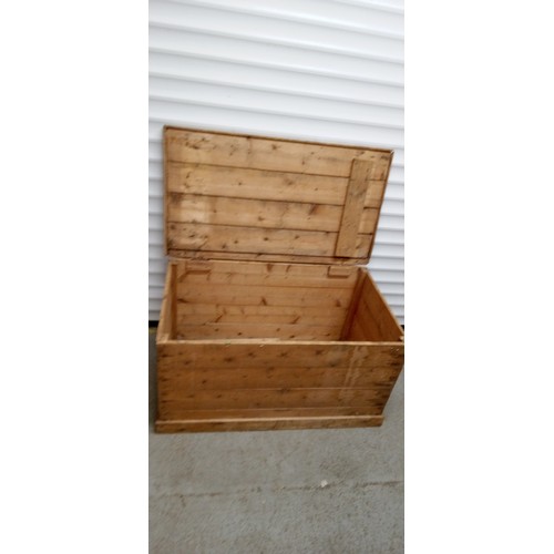 9 - A Large Pine Chest 92 x 54 x 50cm