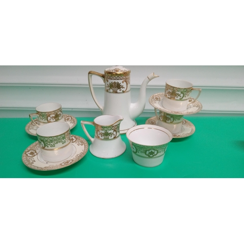 373 - Noritake Tea Service with 4 Cups (one cracked), 4 Saucers, Milk Jug, Sugar Bowl and Tea Pot.