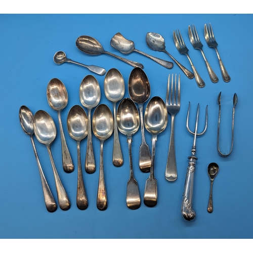 682 - A Quantity of Plated Flatware.