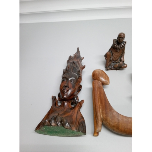 918 - Selection of Wooden and Resin Figures including a resin clown, 2 wooden carved couples and a Bali go... 