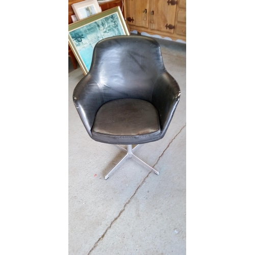 684 - Vintage Swivel Armchair with Adjustable Height.