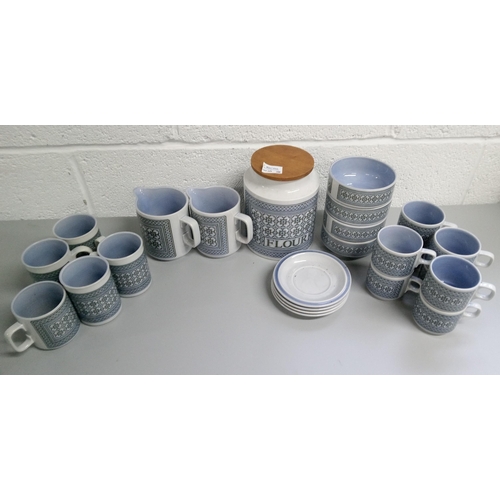 252 - A Selection of Hornsea Tapestry Items including:-
1 Flour Cannister, 2 Milk Jugs, 4 Bowls, 5 Assorte... 