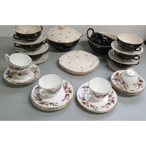 264 - Alfred Meakin Midnight Star Crockery including:- 6 Soup Bowls, 2 Serving Dishes, 3 Side Plates, 6 Sa... 