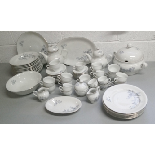 276 - A Jaegot of Germany Dinner Service including:-
1 Large Oval Platter, 1 Large Serving Platter, 6 Dinn... 