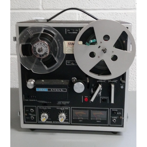 306 - An AKAI 17ZIZ Reel to Reel Player.