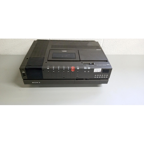 280 - Sony Betamax Video Player SL-C7UB.