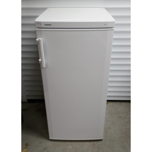 299 - A Leibherr Fridge 117cm H x 56cm W x 64cm D.