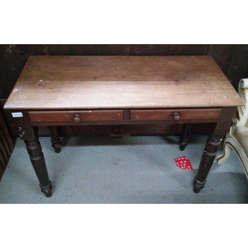 739 - An Antique Side Table with 2 Drawers and Turned Legs.