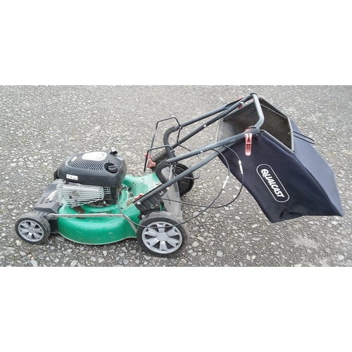 138 - A Briggs and Stratton 550 Series 158cc Qualcast.