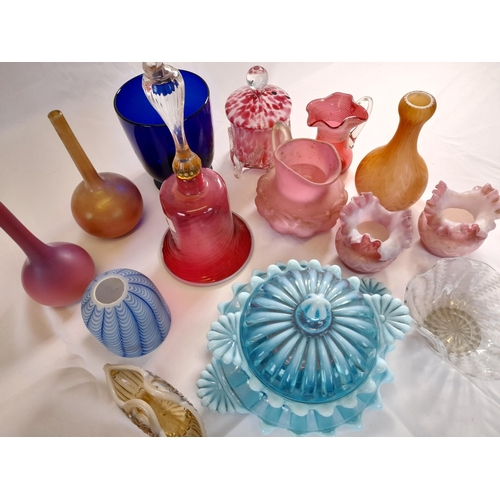 72 - A GROUP OF VINTAGE GLASS WARES, 19TH/20TH CENTURY, including a Bristol blue bowl on circular foot, c... 