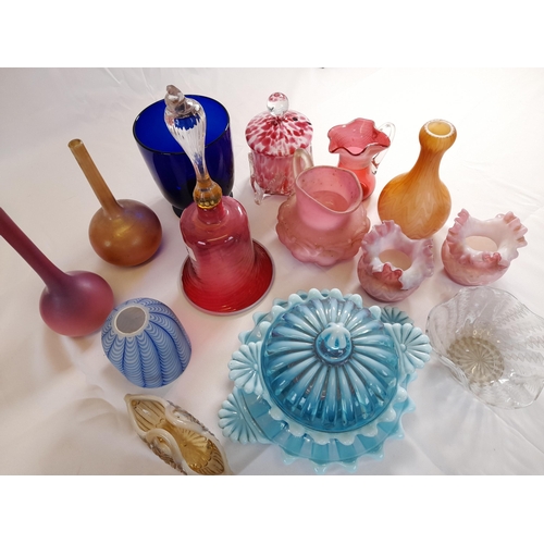 72 - A GROUP OF VINTAGE GLASS WARES, 19TH/20TH CENTURY, including a Bristol blue bowl on circular foot, c... 