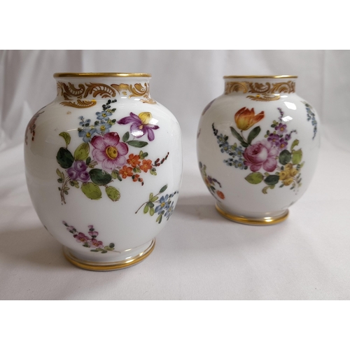 89 - A PAIR OF LATE 18TH/EARLY 19TH CENTURY PORCELAIN VASES, the sides painted with floral sprays, with b... 