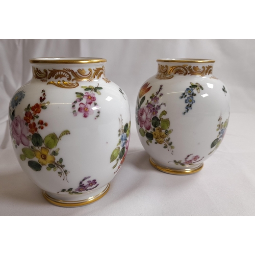 89 - A PAIR OF LATE 18TH/EARLY 19TH CENTURY PORCELAIN VASES, the sides painted with floral sprays, with b... 