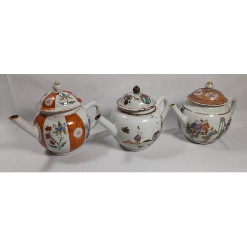 93 - THREE CHINESE EXPORT TEAPOTS, LATE 18TH / EARLY 19TH CENTURY, all with polychrome painted sides with... 