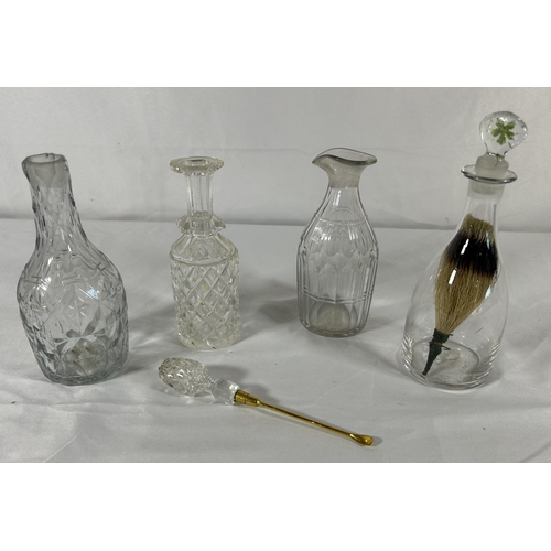 125 - A LARGE QUANTITY OF 19TH / 20TH CENTURY GLASS WARES, the lot including a glass lustre,  various deca... 