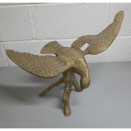 842 - A Large Brass Eagle.