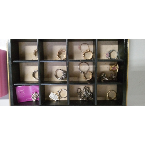 845 - A Selection of Dress Rings.