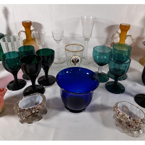 126 - THREE 18TH CENTURY AIR TWIST STEMMED GLASSES AND A GROUP OF 19TH & 20TH CENTURY  GLASS WARES, includ... 