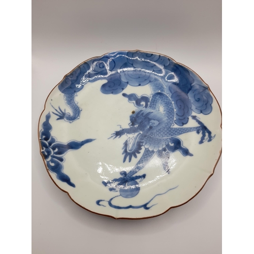 157 - A GROUP OF CHINESE BLUE AND WHITE WARES,  QING DYNASTY (19TH CENTURY) AND LATER, the lot includes a ... 