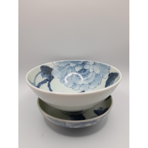 157 - A GROUP OF CHINESE BLUE AND WHITE WARES,  QING DYNASTY (19TH CENTURY) AND LATER, the lot includes a ... 