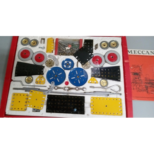 1235 - Vintage Meccano Airport Service Set. Looks Complete and in Original Box.