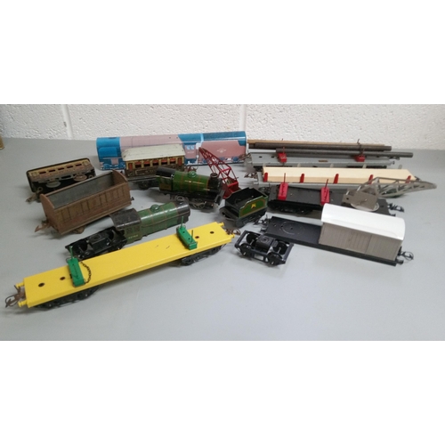 1244 - Selection of Hornby O Gauge Rolling Stock and One Engine