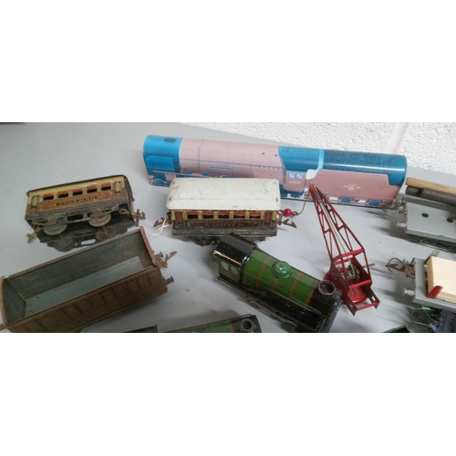 1244 - Selection of Hornby O Gauge Rolling Stock and One Engine