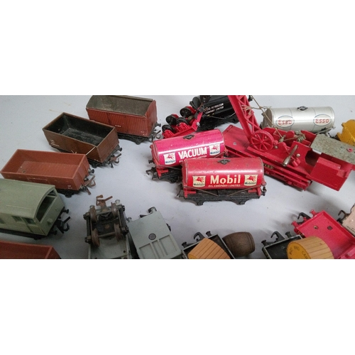 1247 - Selection of OO Gauge Rolling Stock