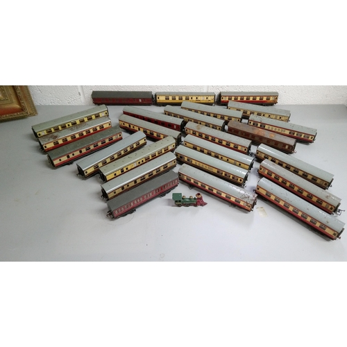 1249 - Selection of OO Gauge Rolling Stock