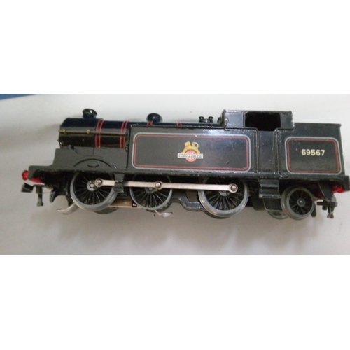 1250 - Hornby OO Gauge, EDL17 Locomotive Boxed, EDL17 Locomotive Unboxed, EDL2 Coronation Class and Tender ... 