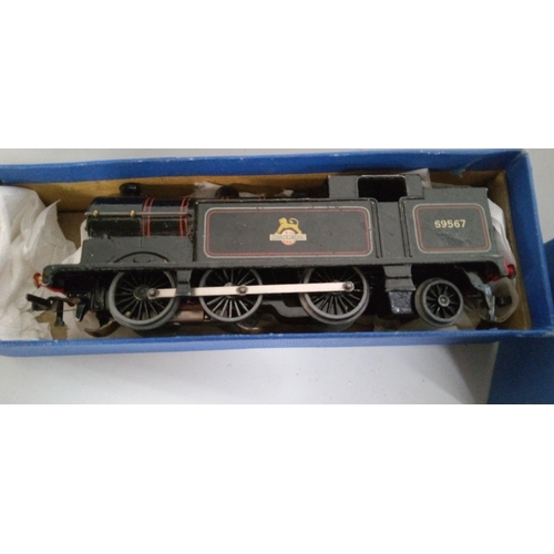 1250 - Hornby OO Gauge, EDL17 Locomotive Boxed, EDL17 Locomotive Unboxed, EDL2 Coronation Class and Tender ... 