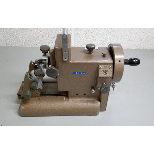 218 - Bec London Thickness Micrometer.