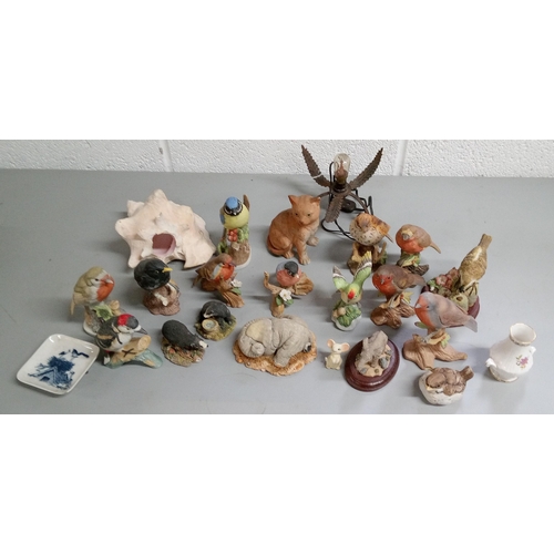 42 - A Quantity of China Animals and Shell Light.