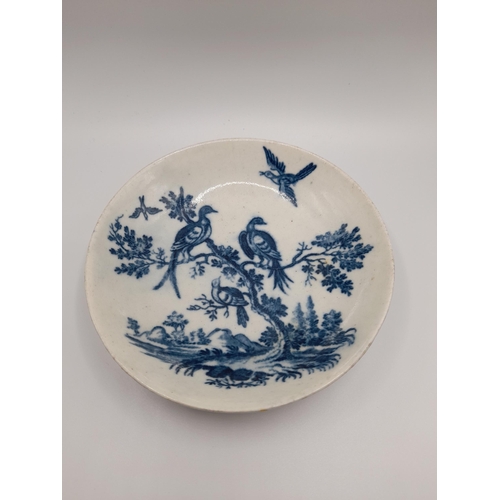 170 - A MIXED GROUP OF WORCESTER AND CAUGHLEY BLUE AND WHITE WARES, 18TH/19TH CENTURY, the lot includes cu... 